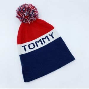 Tommy Hilfiger Signature Winter Knit Men’s Pom Pom Logo Hat